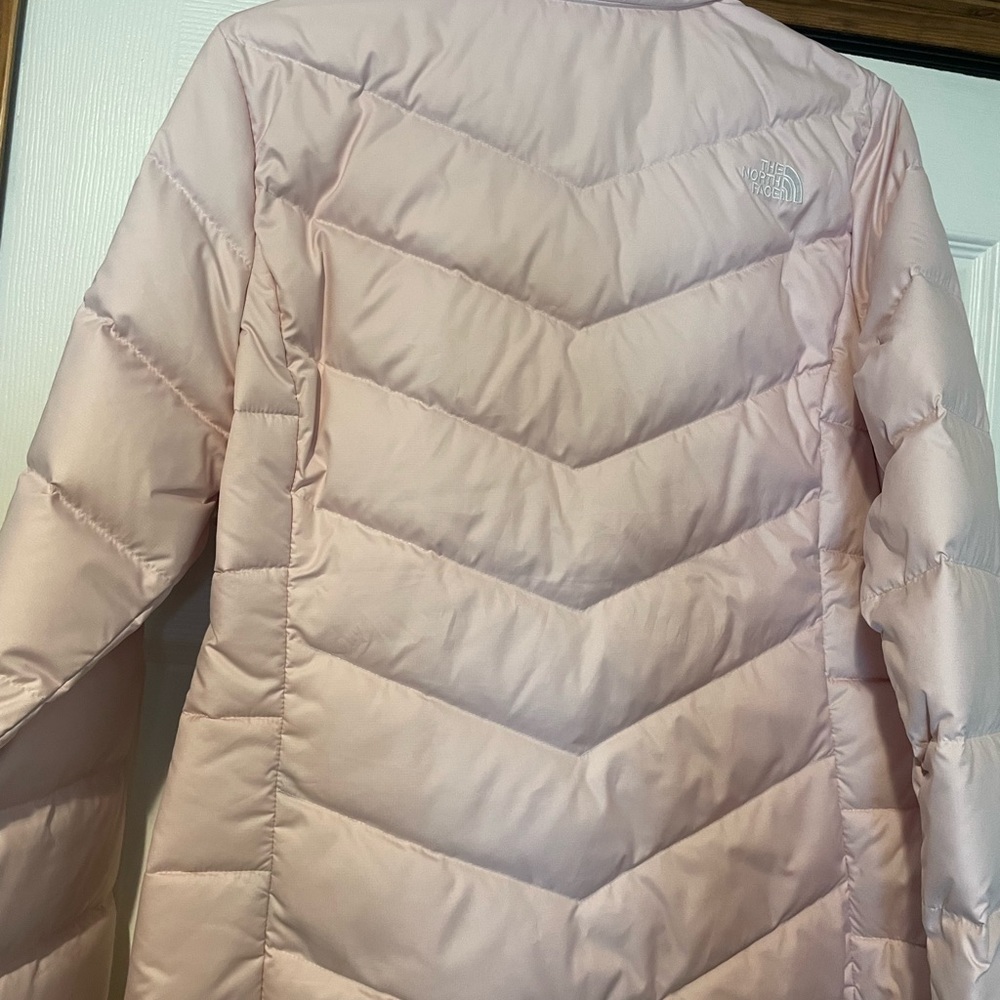 North Face Heavy Insulated Jacket - Picture 2 of 3